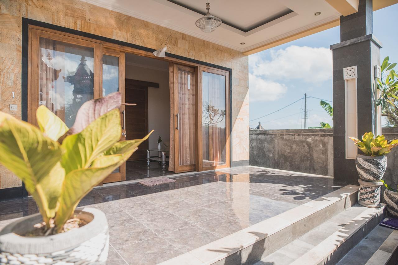 Villa Amari By Wizzela Batumadeg Dış mekan fotoğraf